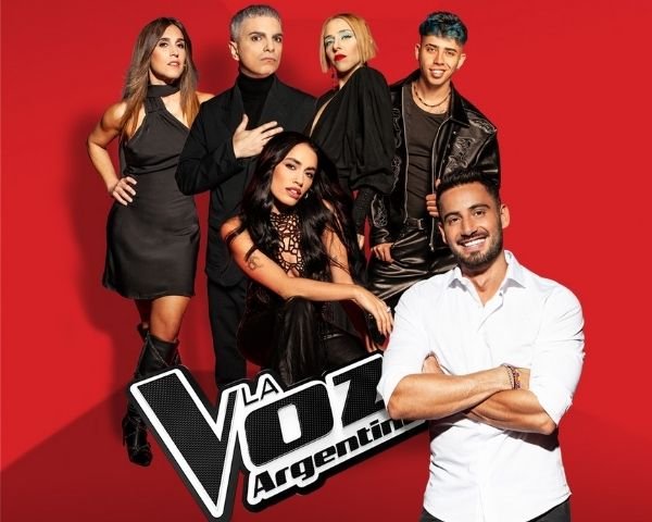 a que hora empieza la voz argentina y en que canal se ve