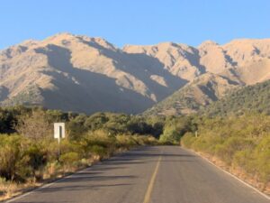 como llegar de rio cuarto a merlo san luis en auto y bus