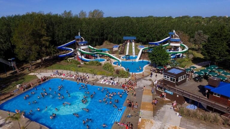 cual es el mejor parque acuatico para visitar en san clemente del tuyu