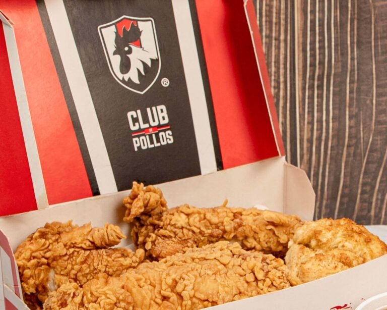 Dónde puedo encontrar el mejor pollo club en Santa Fe