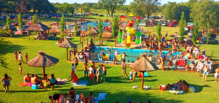 que ofrece las toscas en villa mercedes para visitar