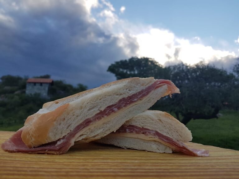 que opciones ofrece falda del carmen en cordoba para turistas