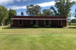 que servicios ofrece el yatay casa de campo para una estadia ideal